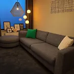 Sunny Stay In Top Floor Room